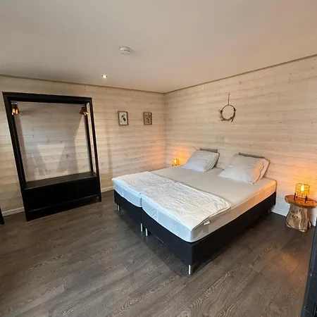 펜션 Ambiance Boisee Moustier