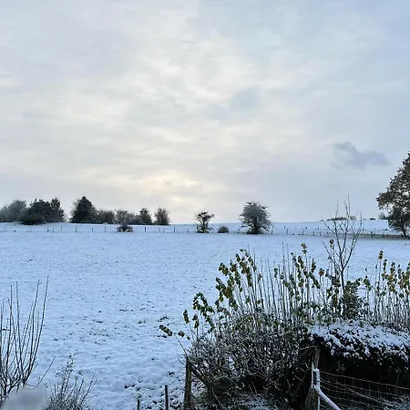 Ambiance Boisee Moustier 펜션 스타우몬트